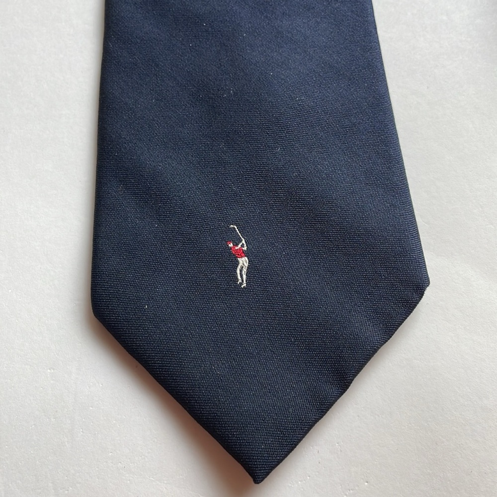 Pintail 55” X 3.25 70% silk 30% poly dark blue necktie tie with golfer USA made